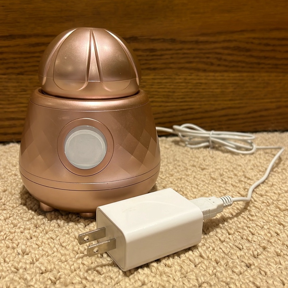 TAO Clean ONA DIAMOND FACIAL CLEANING SYSTEM